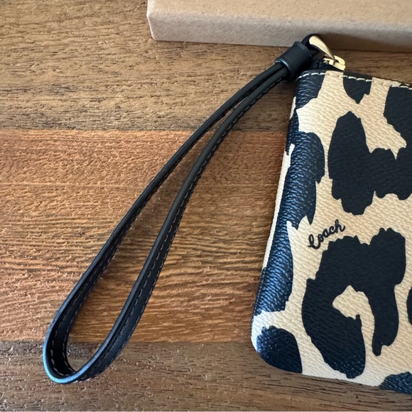 Coach Black and Tan Leopard Print Wristlet - Picture 6 of 7
